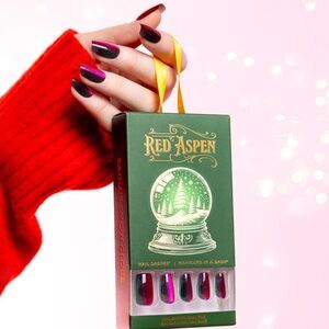 ⭐️ NEW Red Aspen